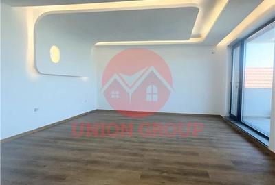 Casă cu Teren 391 Mp în Nord