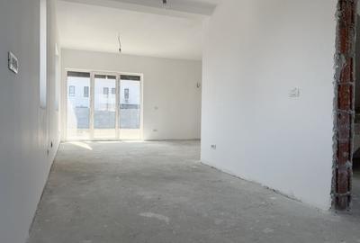 Duplex cu 4 camere cu Teren 310 Mp în Săcălaz - 1