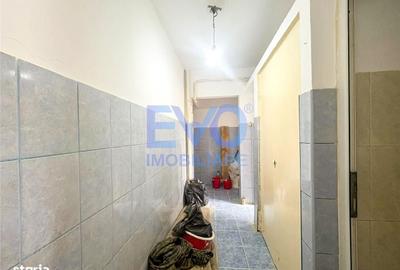 Apartament cu 3 camere semidecomandat în Alexandru cel Bun - 2