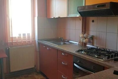 Apartament cu 2 camere semidecomandat în Astra