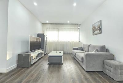 Apartament cu 2 camere semidecomandat, mobilat în Herăstrău