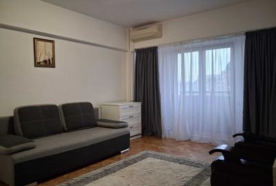 Garsonieră decomandată, mobilată în Ultracentral