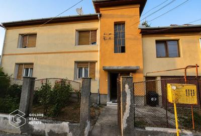Casă individuală cu 6 camere cu Canalizare în Fratelia