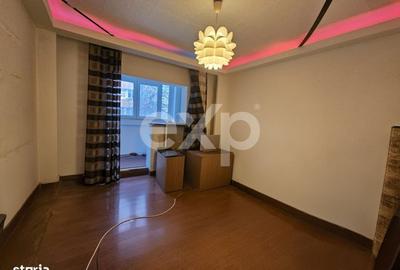 Apartament cu 4 camere decomandat în Nerva Traian