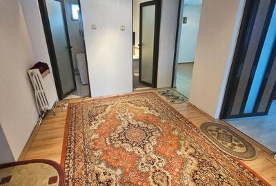 Apartament cu 3 camere decomandat în Mărăței - 1