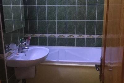 Apartament cu 2 camere decomandat în Rahova