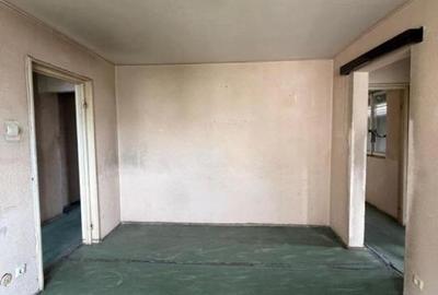 Apartament cu 3 camere în Drumul Taberei - 1