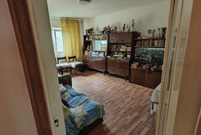 Apartament cu 3 camere în Nicolina