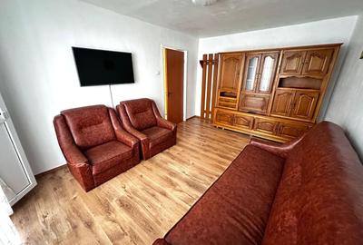 Apartament cu 2 camere decomandat, mobilat în Lujerului