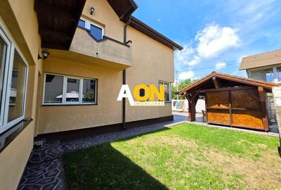 Casă individuală cu 5 camere cu Canalizare în Ampoi 3 - 5