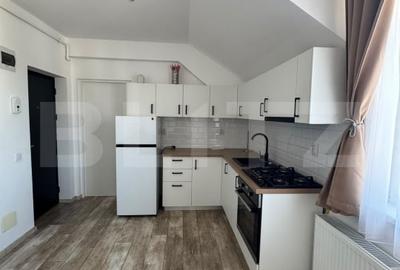Apartament cu 3 camere decomandat, mobilat în Florești