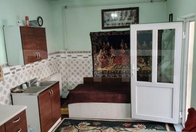Casă cu 3 camere cu Teren 440 Mp în Central - 2