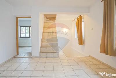 Casă cu 6 camere cu Teren 608 Mp în Central - 15