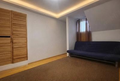 Casă cu Teren 100 Mp în Schei
