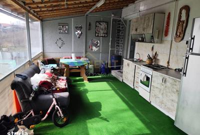 Casă cu 3 camere cu Teren 1364 Mp în Central - 4