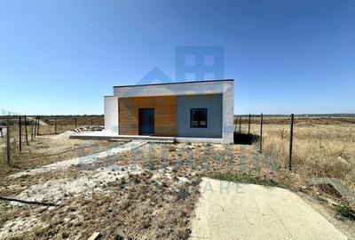 Casă cu 3 camere cu Teren 343 Mp în Central - 2