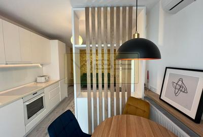 Apartament cu 2 camere semidecomandat, mobilat în Frumoasa