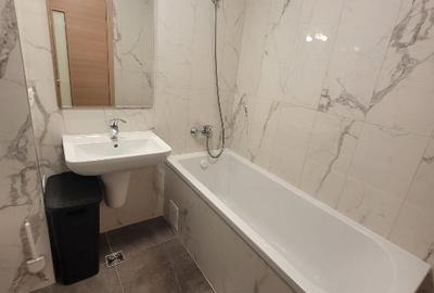 Apartament cu 2 camere decomandat în Tractorul - 1