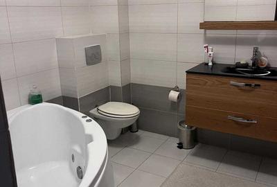 Apartament cu 3 camere semidecomandat în Florești - 1