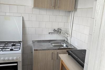Garsonieră decomandată în Micălaca