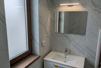 Casă cu 6 camere cu Teren 500 Mp în Găneasa - 4