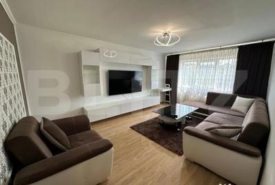 Apartament cu 3 camere decomandat în Rovine
