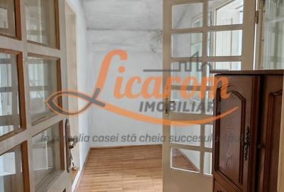 Casă individuală cu 3 camere cu Canalizare în Blumăna