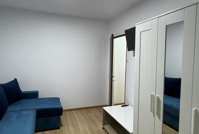 Apartament cu 2 camere decomandat, mobilat în Complex Studențesc
