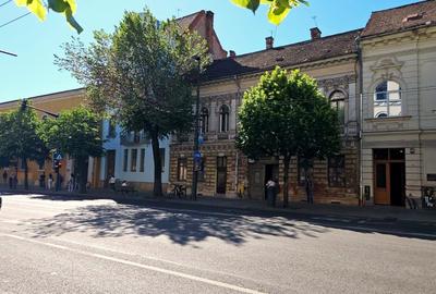 Apartament cu 2 camere semidecomandat, mobilat în Central - 1