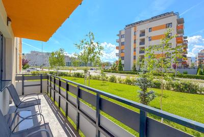 Apartament cu 2 camere decomandat în Tractorul