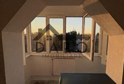 Apartament cu 3 camere în Dâmbu Pietros