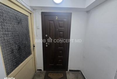 Garsonieră decomandată în Malu Roșu