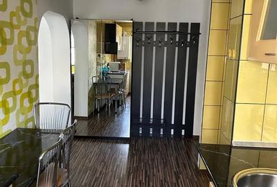 Apartament cu 4 camere decomandat, mobilat în Drumul Taberei