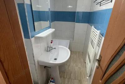 Garsonieră decomandată în Central - 7