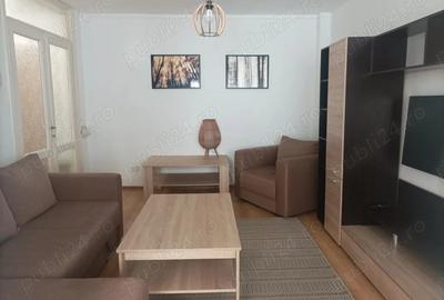 Apartament cu 3 camere decomandat în Decebal