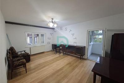 Apartament cu 2 camere decomandat în Răcădău