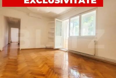 Apartament cu 3 camere semidecomandat în Torontalului