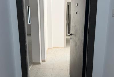 Apartament cu 3 camere decomandat în Fundeni