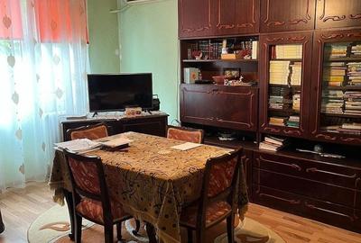 Apartament cu 3 camere semidecomandat, mobilat în Brâncoveanu