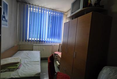Apartament cu 3 camere semidecomandat în Drumul Taberei