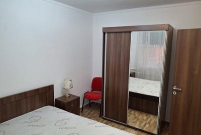 Apartament semidecomandat în Gorjului