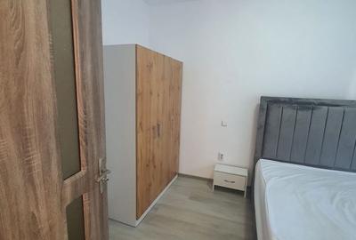 Apartament cu 3 camere decomandat în Iris - 4