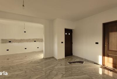 Casă cu 4 camere cu Teren 1000 Mp în Odoreu