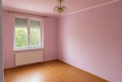 Apartament cu 2 camere nedecomandat în Central