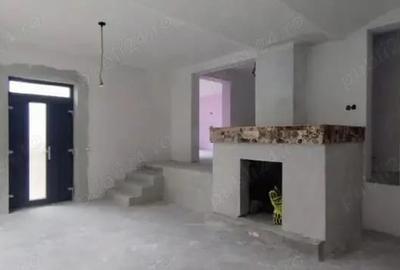 Casă cu 3 camere în Șimleu Silvaniei - 8