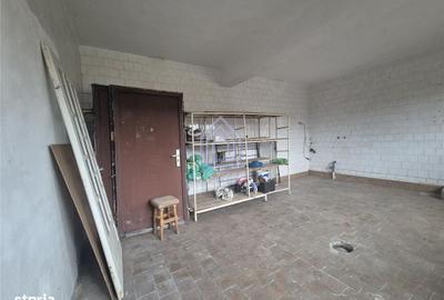 Casă cu 2 camere cu Teren 100 Mp în Moara