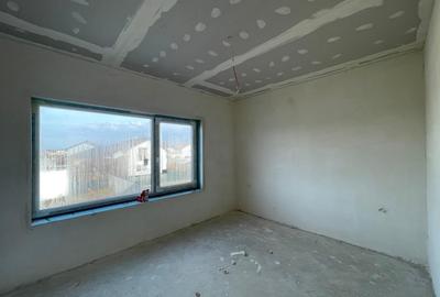 Duplex cu 4 camere cu Canalizare în Moșnița Veche - 6
