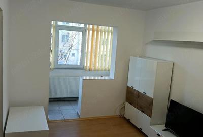 Apartament cu 2 camere nedecomandat, mobilat în Alexandru cel Bun
