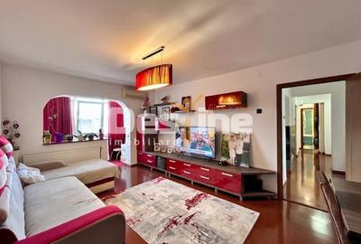 Apartament cu 3 camere decomandat, mobilat în Malu Roșu