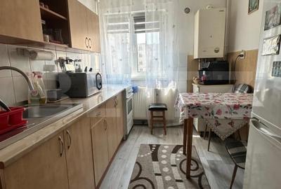 Apartament cu 2 camere semidecomandat, mobilat în Sud-Est